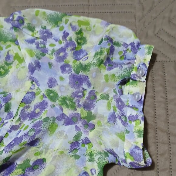 Ricki's Sheer Blouse with Belt, Lilac /Green Floral, Size 14,Like New - Picture 3 of 5